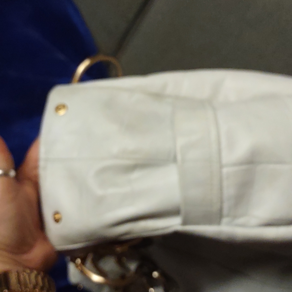 B MAKOWSKY Saddle White Embossed Large shoulder bag, tote - Picture 7 of 7